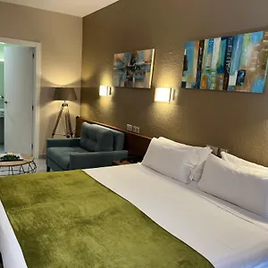 aneto-hotel.catalonia-hotels.com/