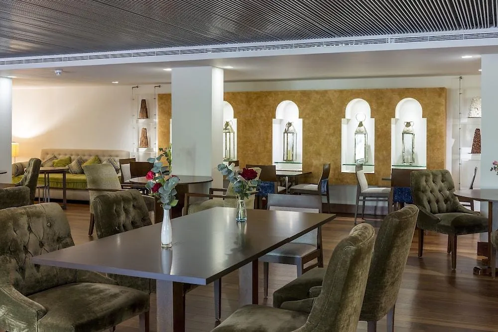 **** Hotel Parador De Grenada Hiszpania