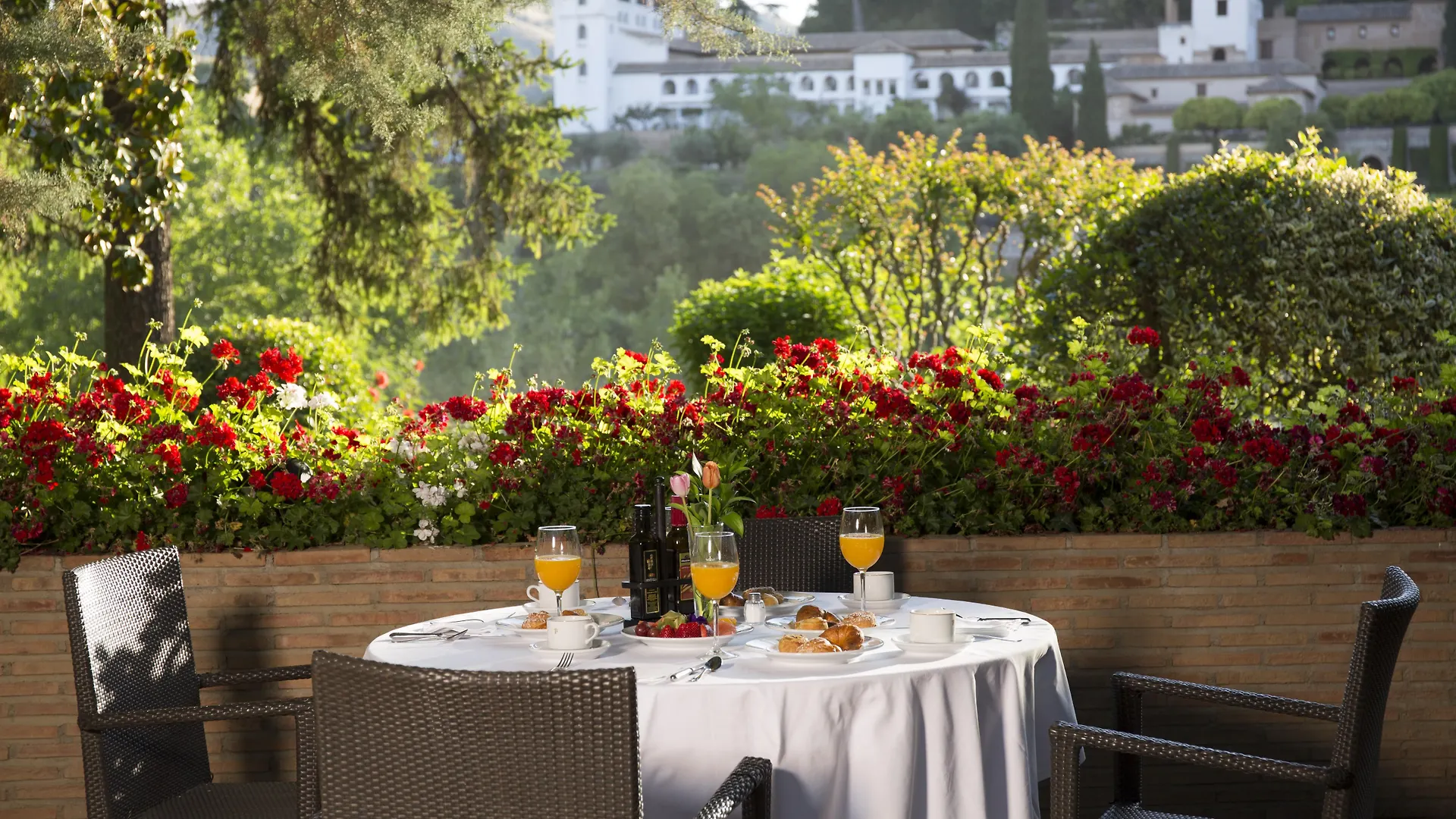 Parador De Granada 4*,